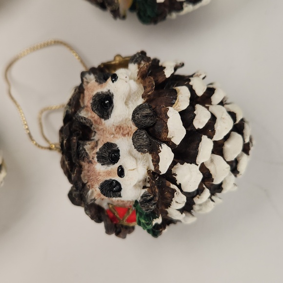 Set of 4 Woodland Pinecone Ornaments from 2003 - Picture 10 of 17